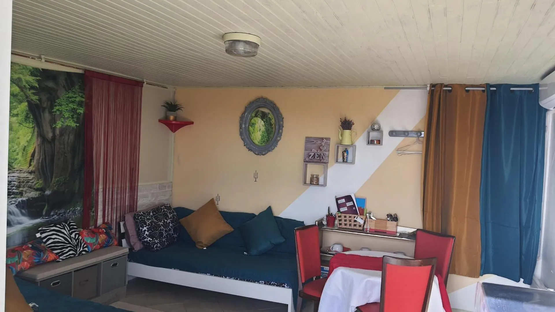 B&B Chambre Chante Cristal Target France